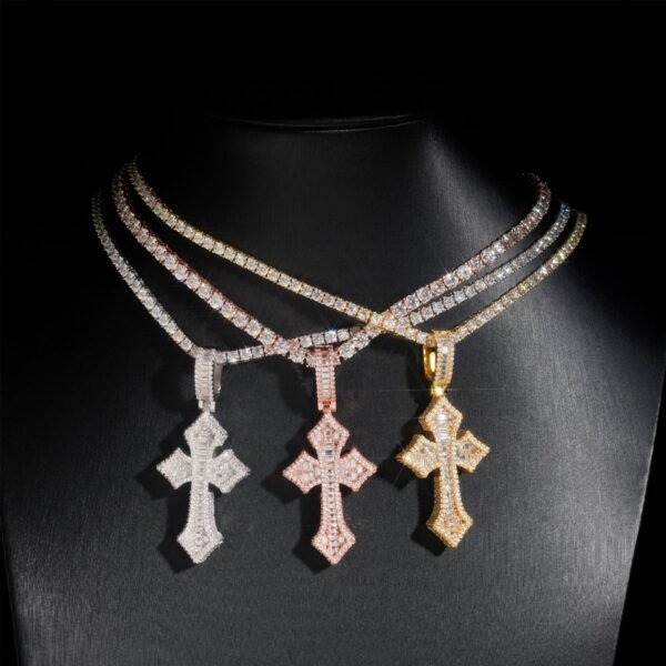 Moissanite cross pendant - Image 3