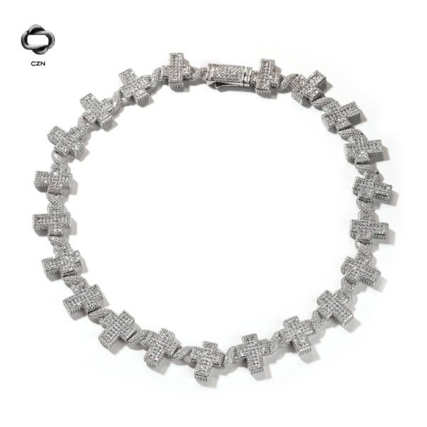 Iced Cross Link Chain - Image 5