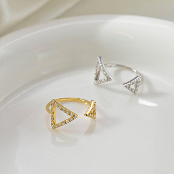 Triangle asymmetrical full moissanite open ring - Image 4
