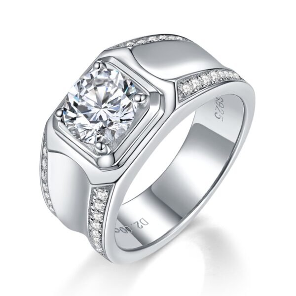 Moissanite Round Cut Ring - Image 4