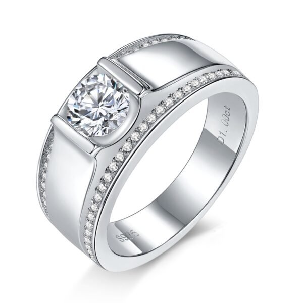 2CT Moissanite Round Cut Ring - Image 5