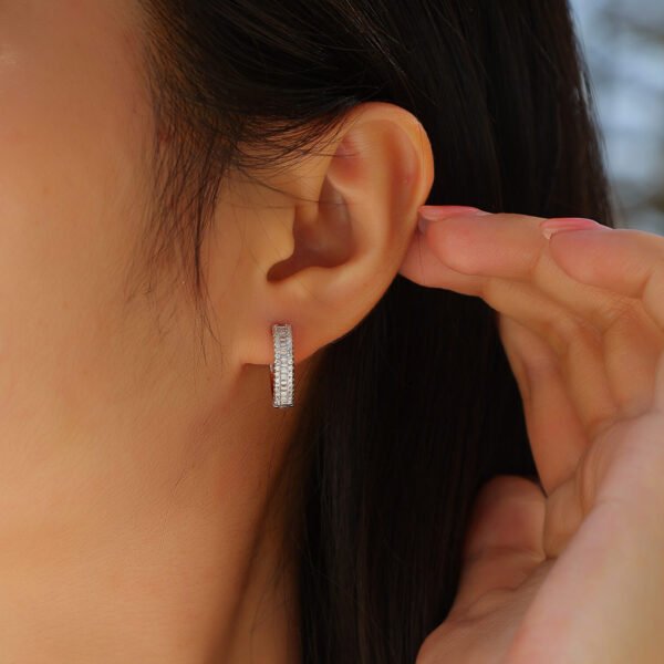 Moissanite hoop earrings - Image 3