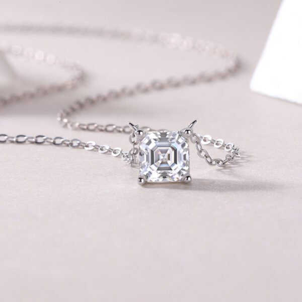 1CT Moissanite princess cut moissanite pendant - Image 2