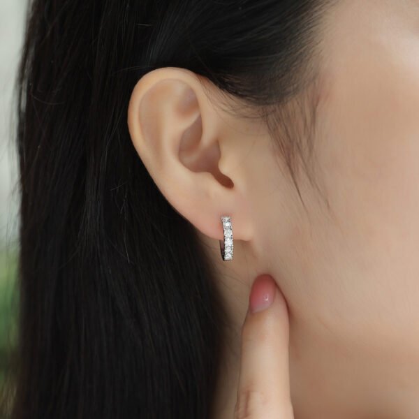 Moissanite hoop earrings - Image 4