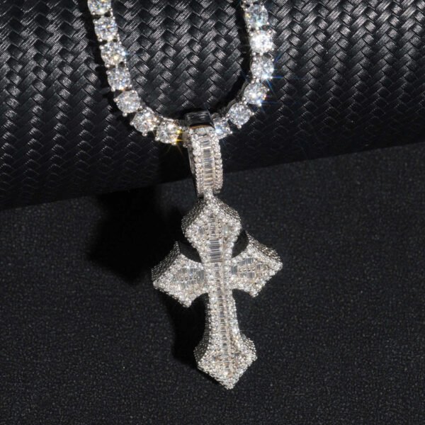 Moissanite cross pendant - Image 4